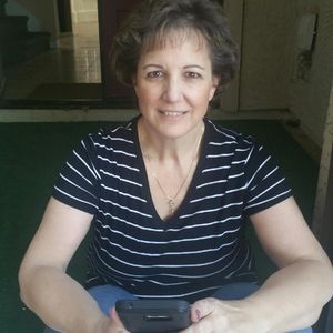 Meet your Posher, Connie